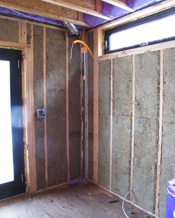 Roxul batt insulation