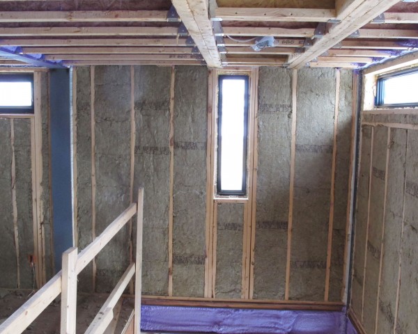 Roxul batt insulation